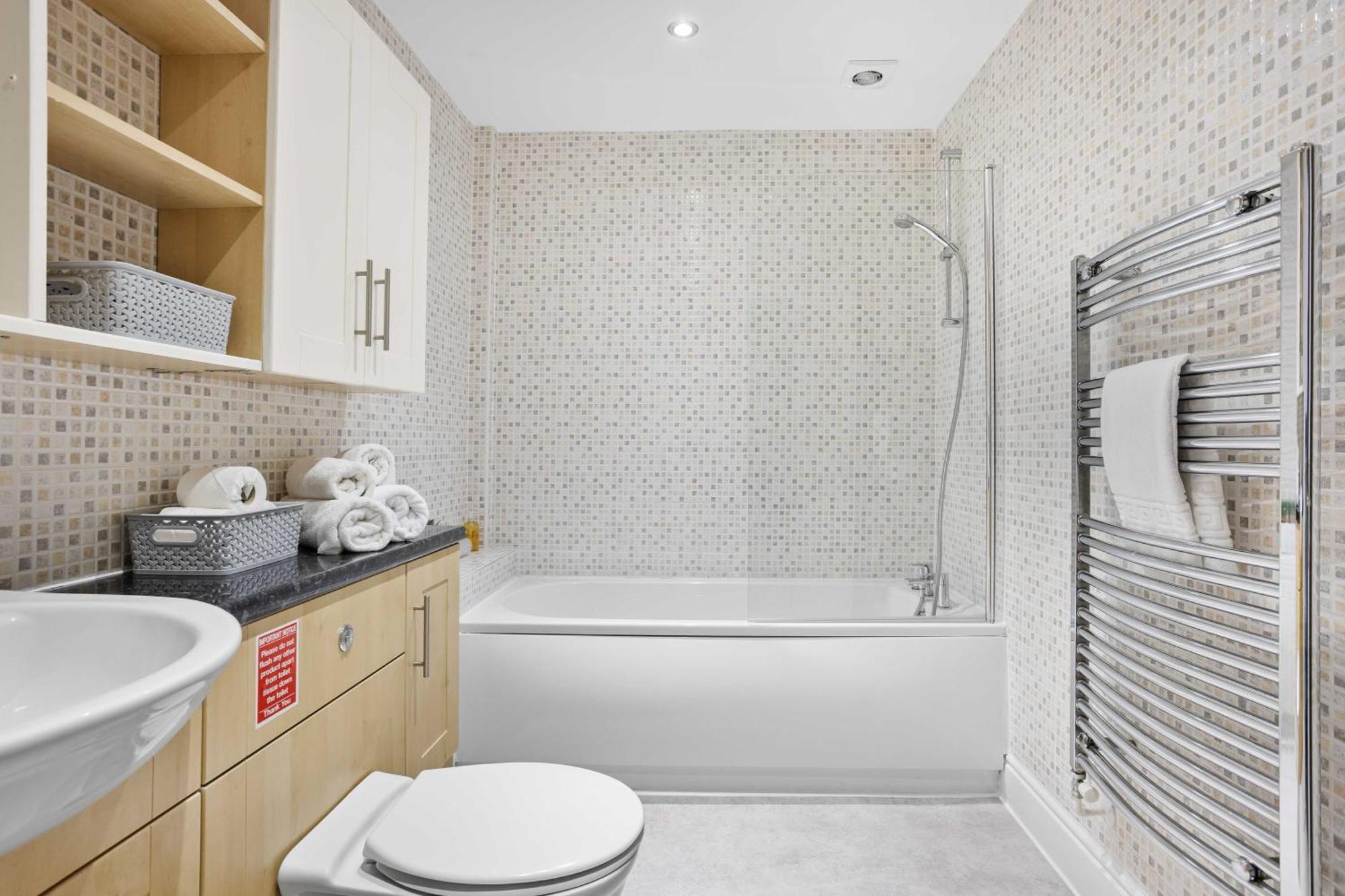 Harbour Court Plymouth - Free Parking - Tucked Away On The Barbican With Courtyard - By Ocean City Retreats Kültér fotó